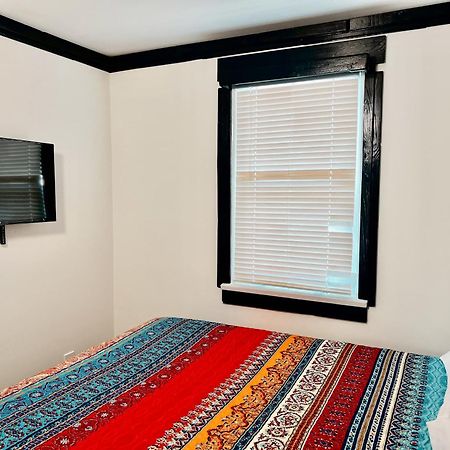 Peachland Beach Resort 외부 사진