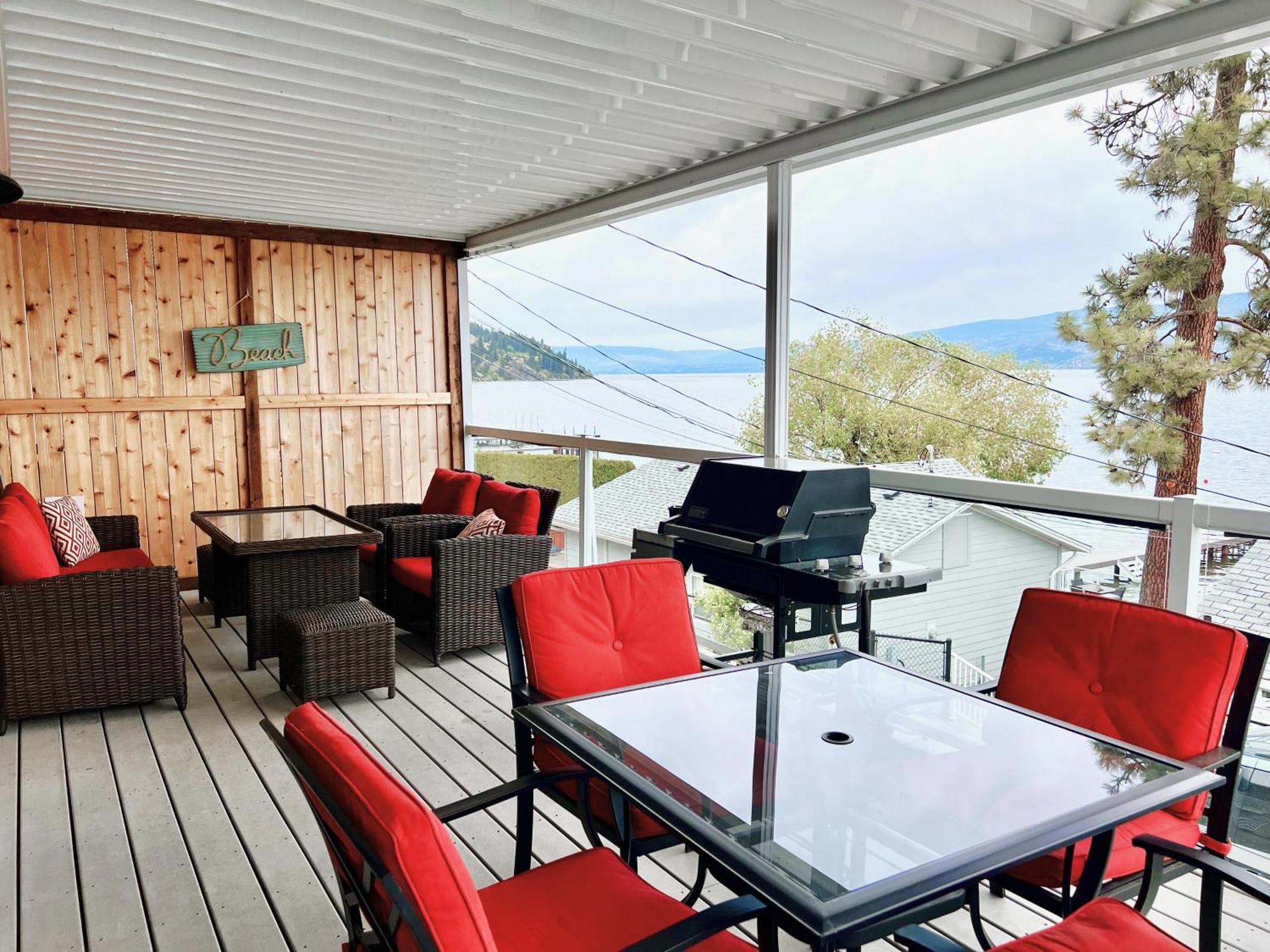 Peachland Beach Resort 외부 사진